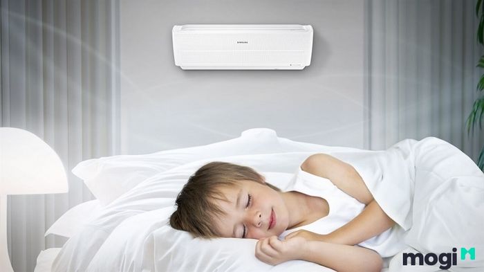Để tiết kiệm điện khi sử dụng điều hòa, bạn có thể bật tính năng hẹn giờ để máy chạy đúng thời gian bạn muốn, tránh việc hoạt động suốt đêm.