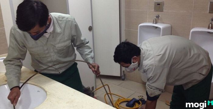 thông tắc chậu rửa mặt