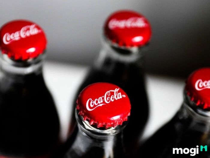 Sử dụng Coca Cola để thông tắc chậu rửa bát