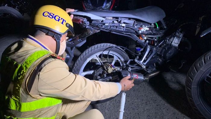 Tuân thủ quy định pháp luật khi độ xe Vario