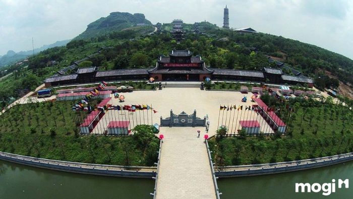 Khám phá vẻ đẹp Ninh Bình