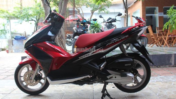 Khi nào bạn cần thay bình xe Air Blade?