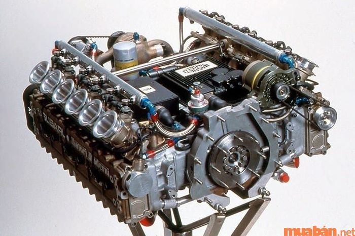 Xi lanh bị ăn mòn theo chiều ngang trong thời gian dài sẽ làm giảm hiệu suất động cơ.