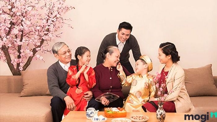 Quốc Ấn tại cung Tử Tức báo hiệu con cái sẽ thành đạt, được người đời kính trọng và hiếu thảo với cha mẹ. Người sở hữu sao này sẽ nhận được nhiều phúc đức từ thế hệ sau, được con cháu chăm sóc, yêu thương.