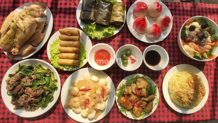 Chuẩn bị mâm cúng Tất Niên