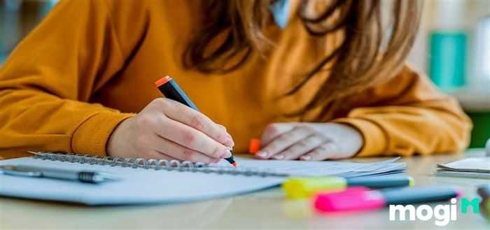 Sao Lưu Niên Văn Tinh và sự kết hợp với các bộ sao khác nhau sẽ có những tác động và ý nghĩa riêng biệt.
