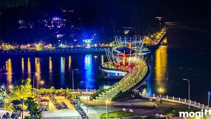 Cầu tình yêu Cần Thơ
