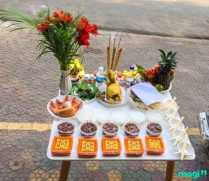 Bài cúng ngoài sân là gì?
