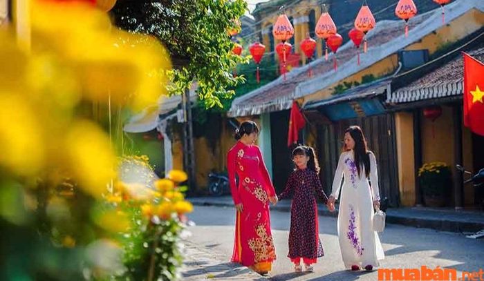 Hướng Đông Bắc là hướng xuất hành cát lợi nhất cho năm 2024.