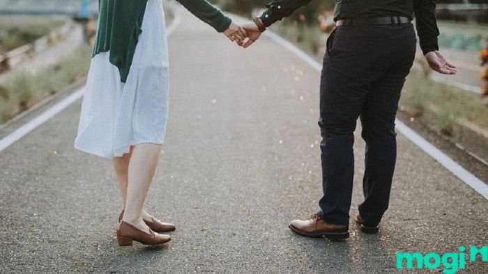 Giấc mơ về người yêu cũ có thể là sự phản ánh của những cảm xúc còn vương vấn từ quá khứ.