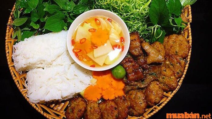 Bún chả