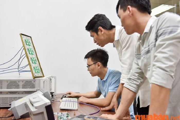 Bạn cần phải có khả năng sáng tạo và chủ động trong công việc.