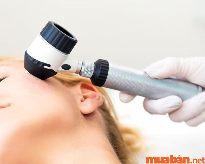 Sinh viên theo học ngành da liễu cần phải có kiến thức chuyên sâu và vững vàng trong lĩnh vực này.