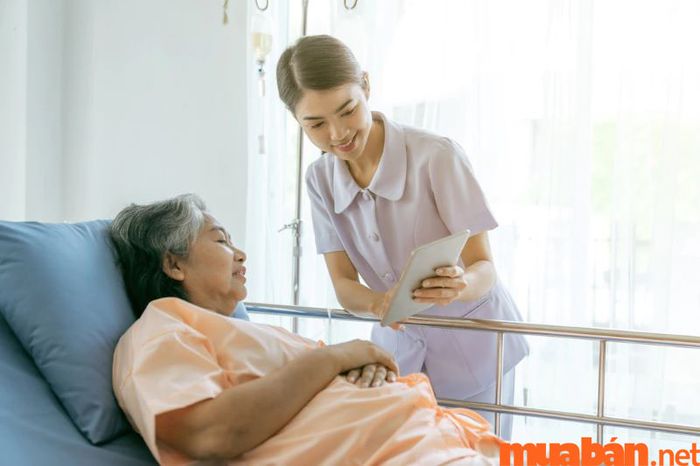 Chăm sóc bệnh nhân