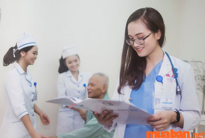Sự khác biệt giữa y tá và điều dưỡng