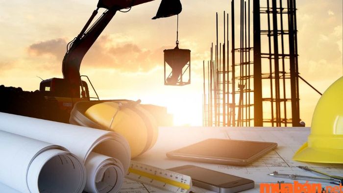Cơ hội nghề nghiệp của kỹ sư xây dựng là rất rộng mở. Các kỹ sư xây dựng có thể làm việc ở nhiều lĩnh vực khác nhau trong ngành, từ thiết kế đến thi công, quản lý dự án, và giám sát công trình.
