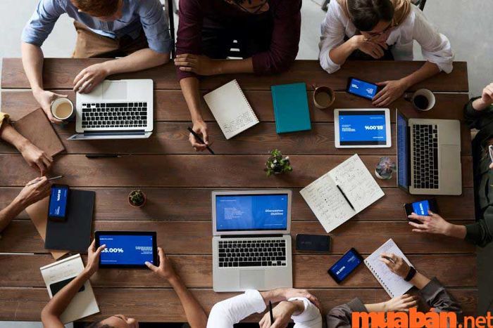 Doanh nhân có ảnh hưởng như thế nào đến nền kinh tế quốc gia và quốc tế?