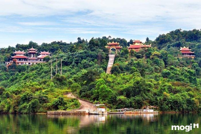 Địa điểm du lịch tâm linh nổi bật tại Đà Lạt