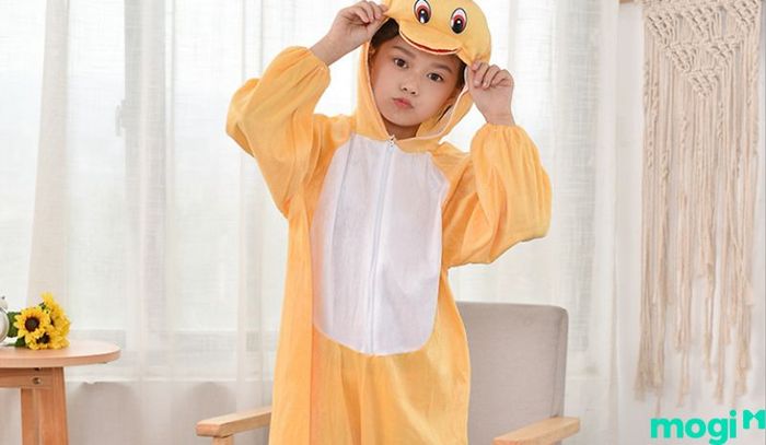 Việc hóa trang thành những loài vật quen thuộc với con người cũng là một ý tưởng tuyệt vời cho bé trong dịp Halloween.