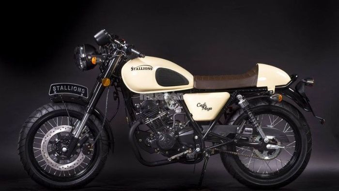 Stallions Cafe Mega là một mẫu xe Cafe Racer giá rẻ đầy ấn tượng