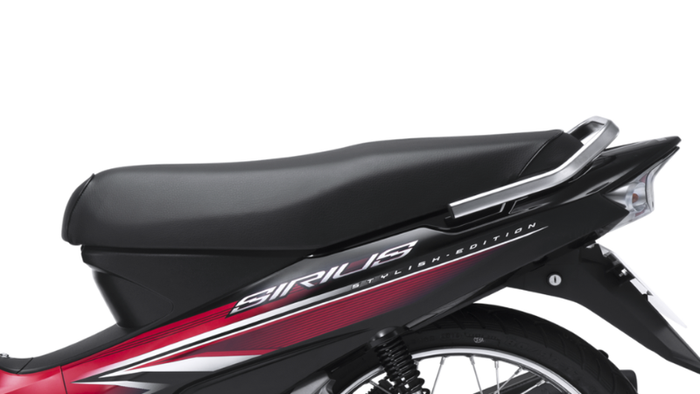 Tem xe Sirius được thiết kế lại một cách tinh tế và đẹp mắt (Ảnh: Yamaha Motor Việt Nam)