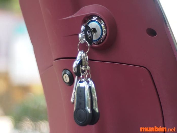 Dưới đây là danh sách các địa chỉ sửa chữa khóa, thay chìa xe uy tín và chất lượng.