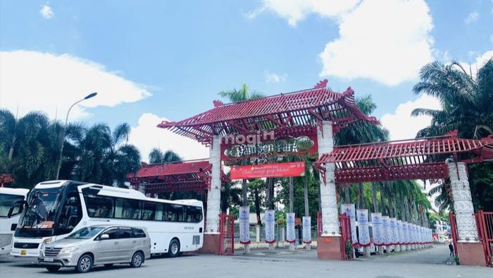 Di chuyển đến công viên nước Đầm Sen bằng phương tiện cá nhân
