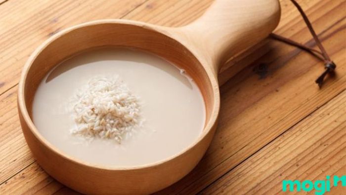 Cách làm sáng bạc với nước vo gạo