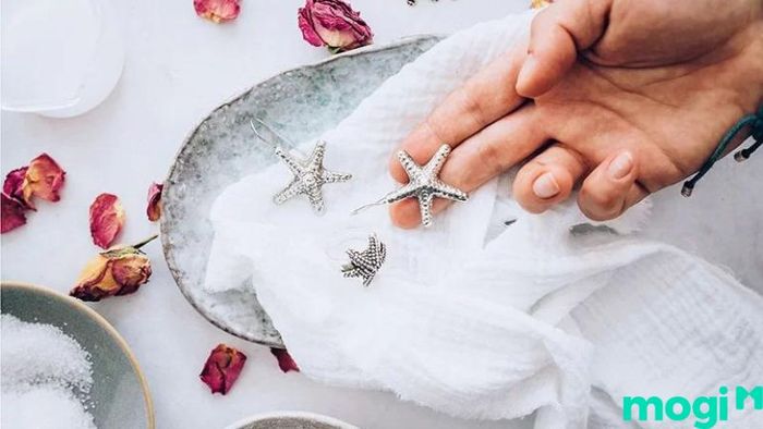 Xỉn màu là gì và cách làm sáng bạc hiệu quả