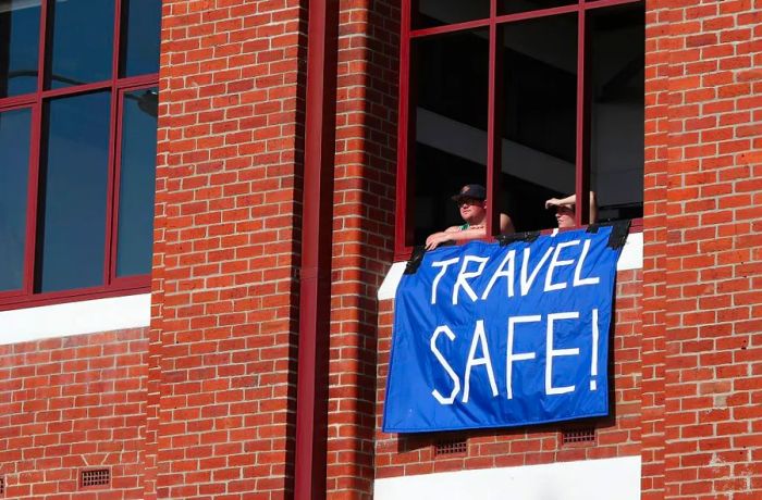 While the Artania was quarantined in Fremantle, Western Australia, local residents sent words of encouragement to both the crew and passengers aboard.