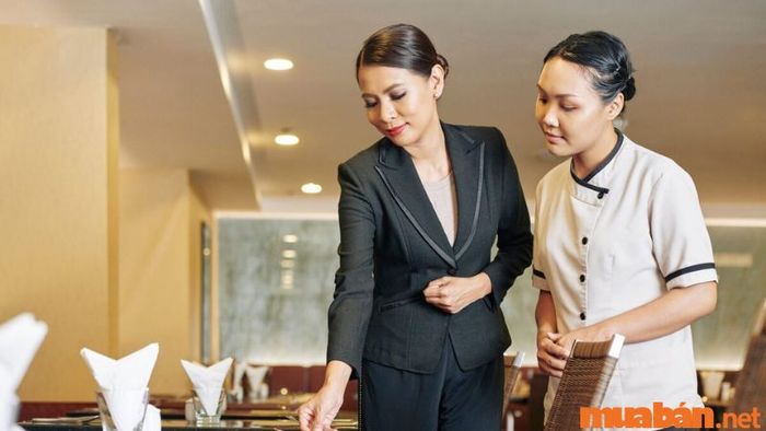 Ngành quản trị nhà hàng khách sạn hấp dẫn nhờ tiềm năng tạo ra nhiều cơ hội việc làm trong tương lai.