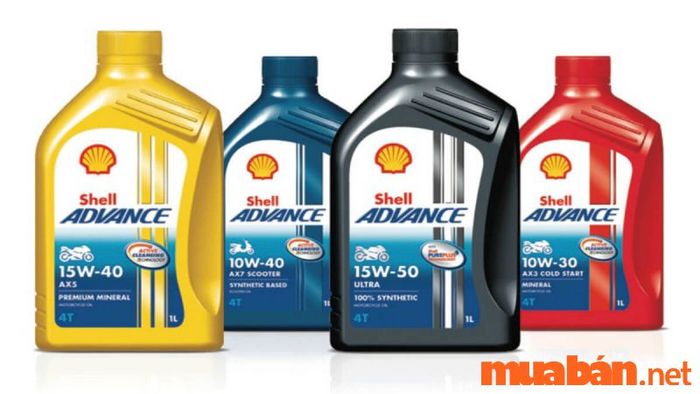 Câu hỏi về việc xe mới mua chạy bao nhiêu km thì nên thay nhớt luôn được nhiều người thắc mắc. Thời điểm thay nhớt phụ thuộc vào nhiều yếu tố, đặc biệt là loại dầu nhớt và tình trạng vận hành của xe.