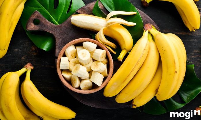 Cách đuổi ruồi hiệu quả bằng chuối chín
