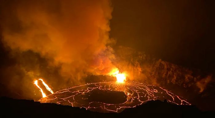 The Kīlauea summit lava lake on December 23, just days after the eruption began.