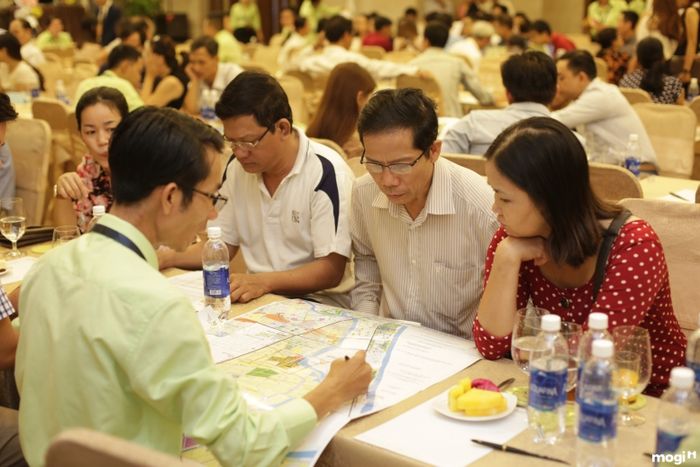 Những nhà đầu tư đang quan tâm đến bất động sản Long Biên