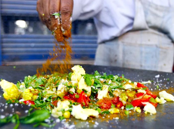 For the best of Mumbai’s renowned street food, seek out stalls serving fresh, piping-hot dishes.