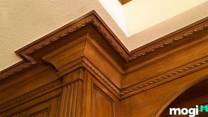Phào chỉ là gì? Là những vật dụng trang trí không thể thiếu trong các công trình, với giá cả dao động từ bình dân đến cao cấp tùy thuộc vào chất liệu và yêu cầu của khách hàng.