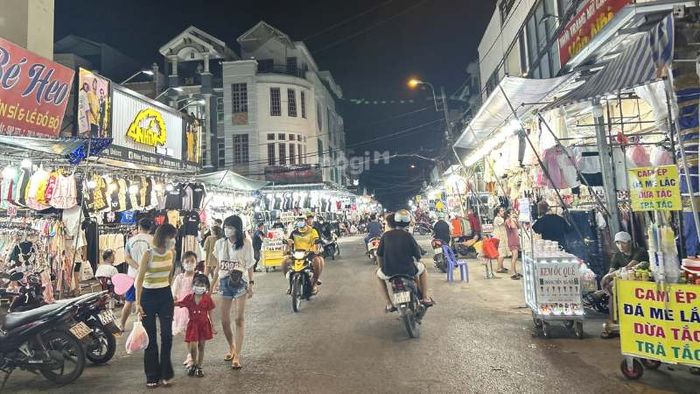 Chợ Hạnh Thông Tây: Tiềm năng bất động sản và vị trí chiến lược của khu vực