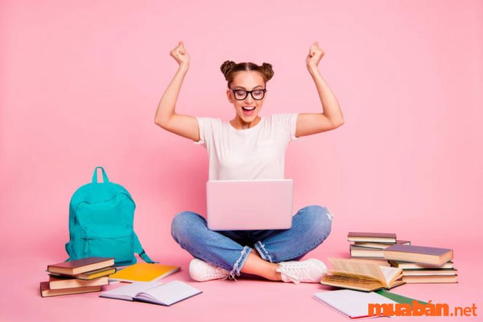Dành thời gian để nghiên cứu và học hỏi thêm về UX Design.