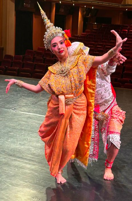 Apassara Nok-ork, who portrays Suvannamaccha, has been performing Khon for over 20 years.