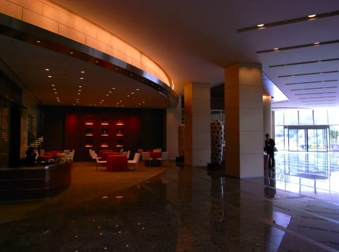 Rub elbows with celebrities in the chic lobby of the Grand Hyatt, a popular gathering spot for the famous and stylish.