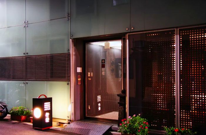 The inviting entrance to Andon Ryokan.