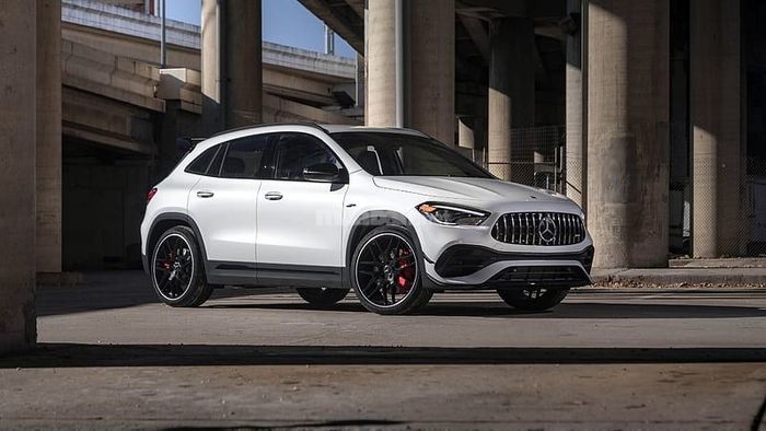 Mercedes GLA45 AMG Edition 1 đặc biệt
