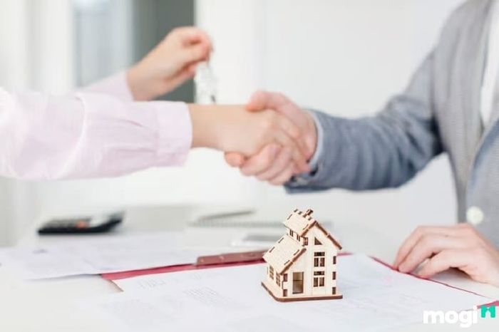 Một trong những kinh nghiệm quan trọng khi đặt cọc mua nhà là cần làm rõ các điều kiện nhận lại tiền cọc để tránh tranh chấp sau này.