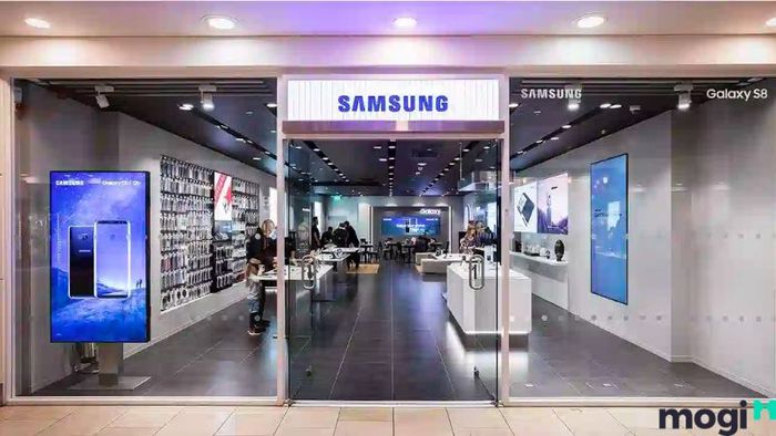 Thiết kế cửa hàng điện thoại nhỏ mang thương hiệu Samsung