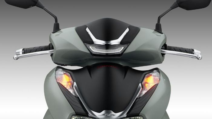 Thiết kế phần đầu xe SH350i sang trọng và sắc nét