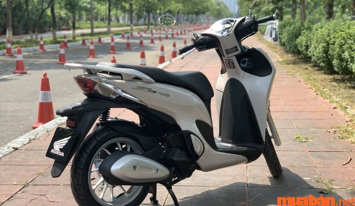 Có nên mua xe SH Mode cũ - Kiểm tra tính hợp pháp của giấy tờ