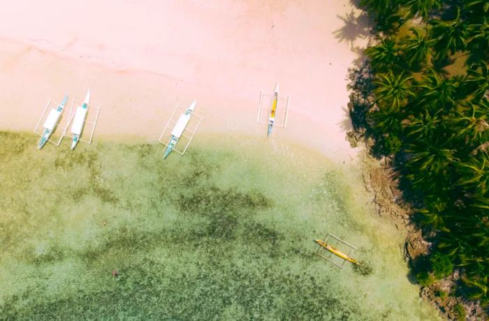 Most visitors experience Tojoman Lagoon as part of a day trip to Sohoton Cove National Park.