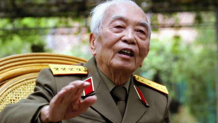 Chính Đại tướng Võ Nguyên Giáp là người ký quyết định lấy ngày 20/11 là Ngày Nhà Giáo Việt Nam.