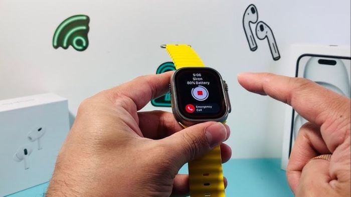 Tính năng còi báo động trên Apple Watch là gì?